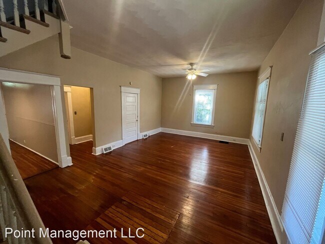 Building Photo - 5 br, 2 bath House - 2415 Hanover Ave NW