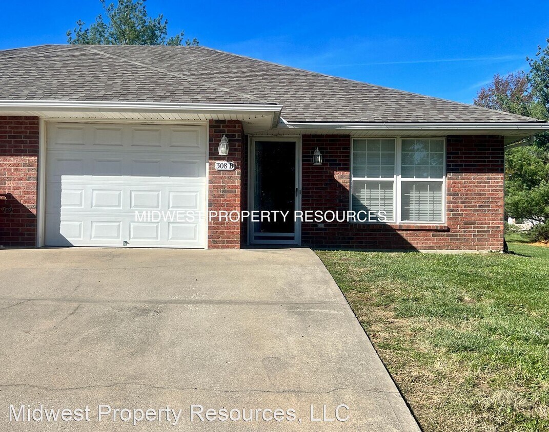 Primary Photo - 2 br, 1 bath House - 308B NE 6th St, Oak G...