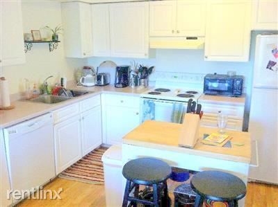 Building Photo - 3 br, 1 bath  - 3 Kent Ct