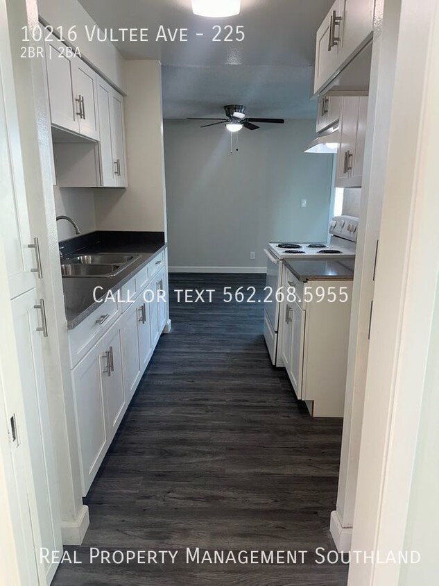 Primary Photo - 2 Bedroom/ 2 Bath Spacious Apartment in Do...