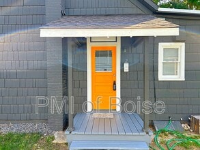 Building Photo - 317 E Bannock St
