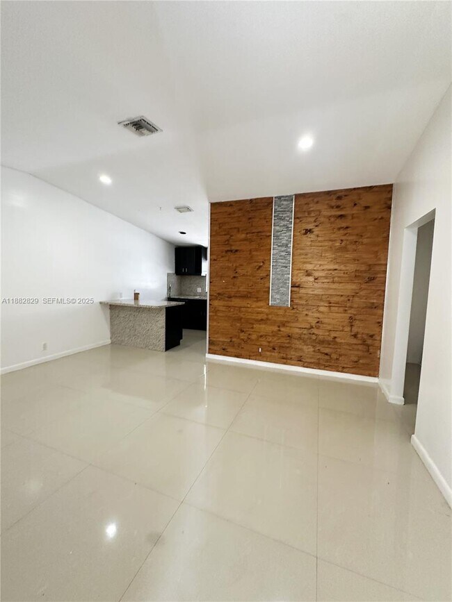 Foto del edificio - 313 Hendricks Isle