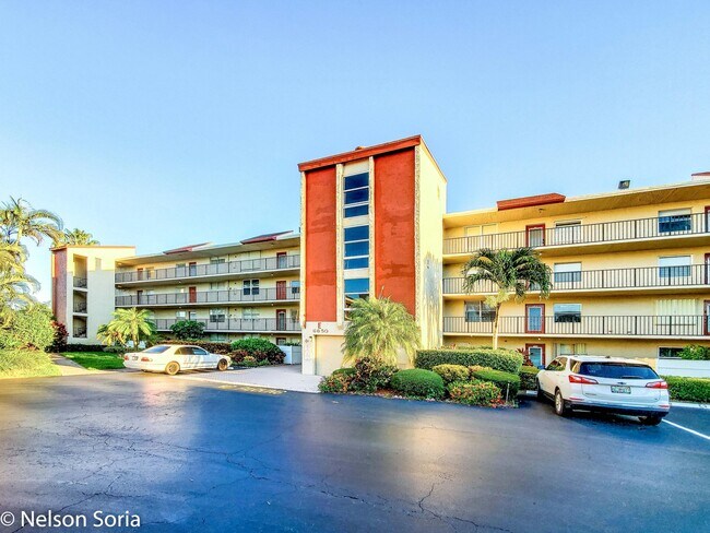 Foto del edificio - 6650 S Oriole Blvd