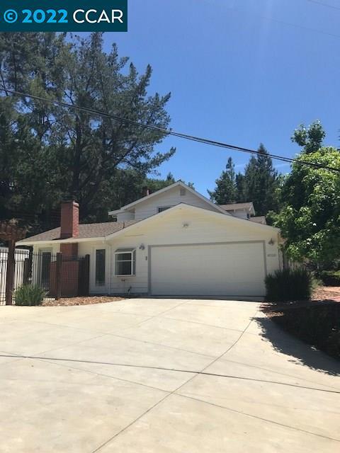 Building Photo - 4010 Woodside Ct