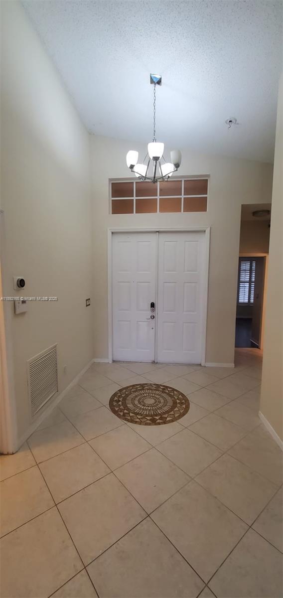 Foto del edificio - 6644 SW 194th Ave
