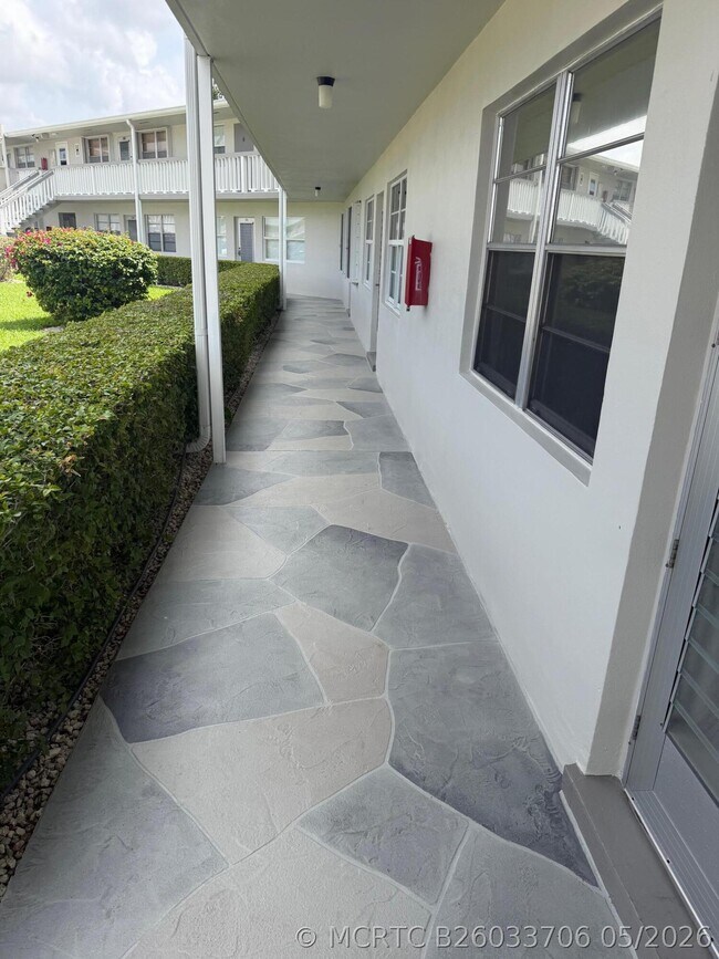 Foto del edificio - 146 Somerset Crescent