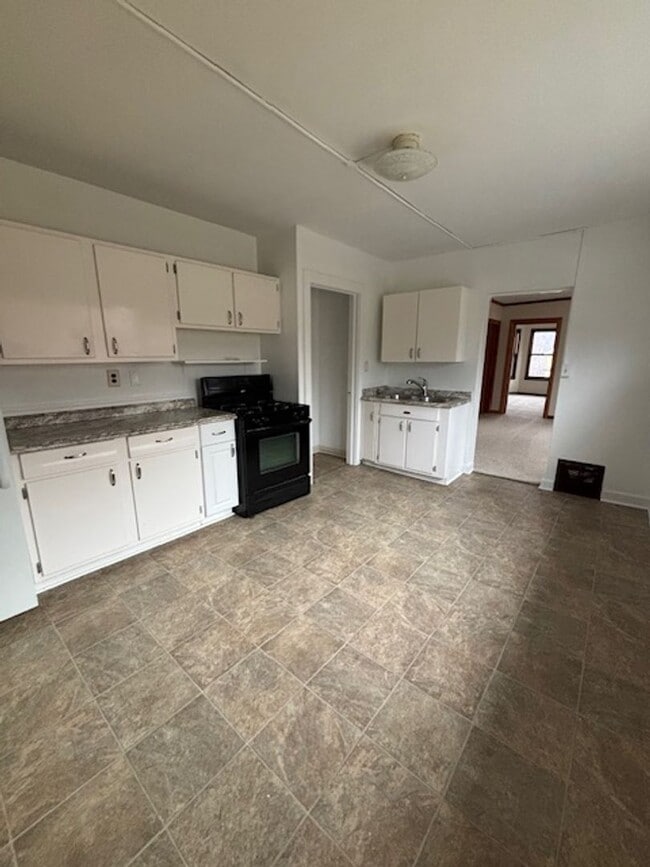 Photo - 316 Highland Ave Apartment