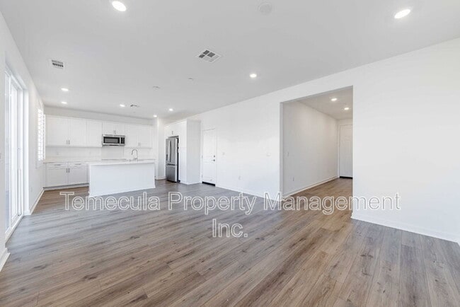 Building Photo - 31512 Lolite Dr