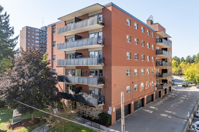 Building Photo - The Park Fifty-Two