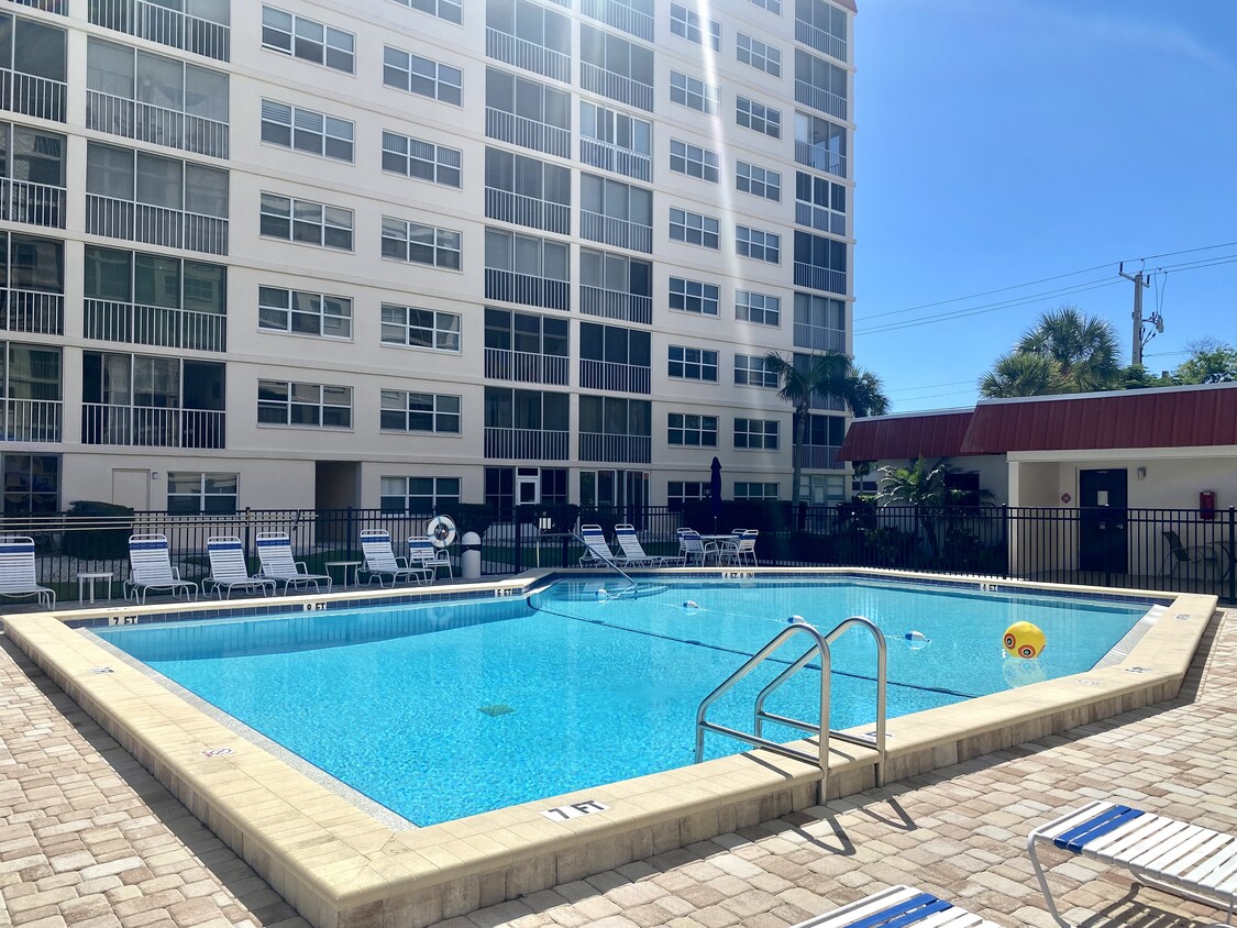 232 Saint Augustine Ave Unit 106, Venice, FL 34285 Condo for Rent in