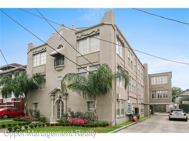 Primary Photo - 2108 Broadway St