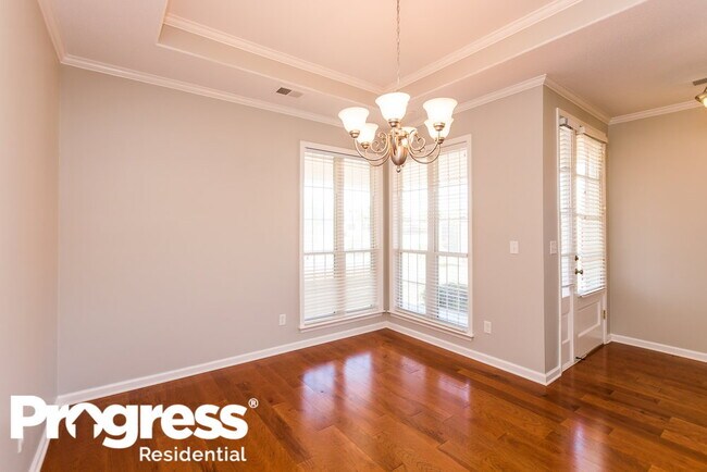 Foto del edificio - 7324 Wind Park Dr E