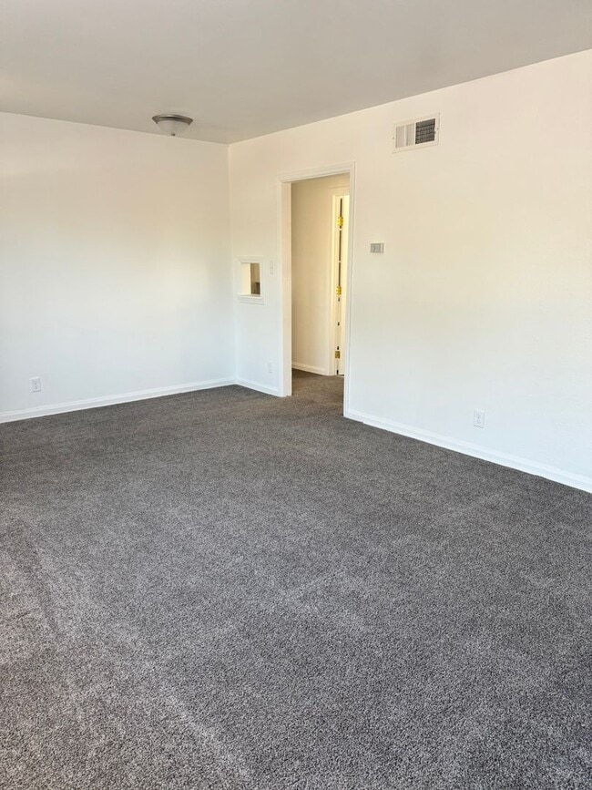 Foto del edificio - 2116-2116 Alexander Ave
