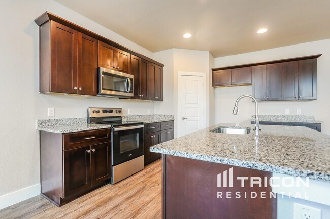 Building Photo - 10304 Ft Teran Trl