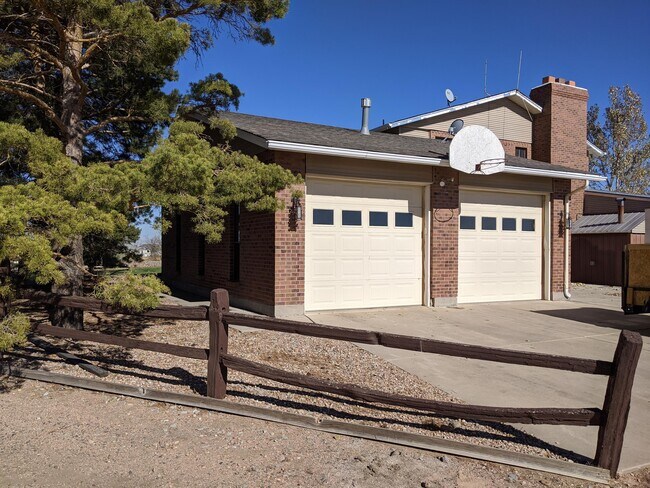 Building Photo - 11660 E 160th Ave