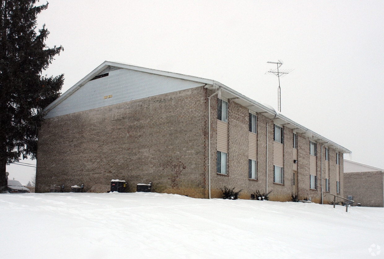 Primary Photo - Chelmsley Court Apartments