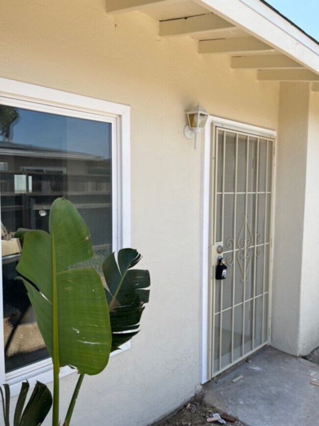Foto del edificio - Coleen Ct | Newly Remodeled 2 Bedroom 1 Ba...