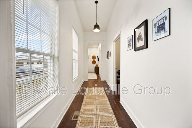 Photo - 915 S Shelby St House