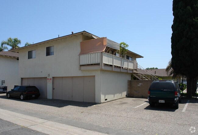 Building Photo - 16681 Bartlett Ln