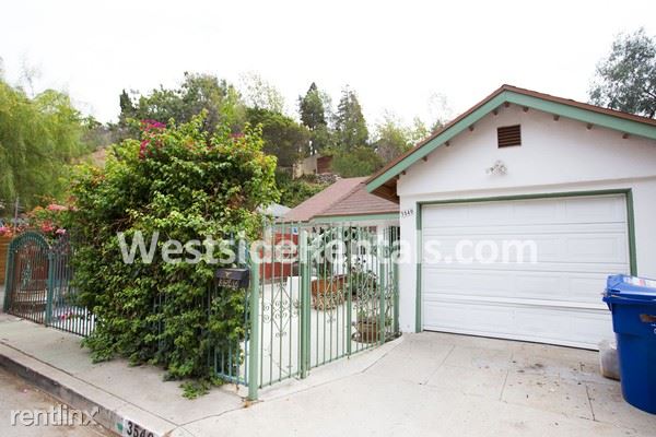 Primary Photo - 1388 Edgecliffe Dr