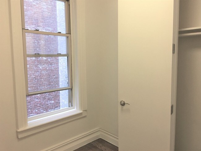 Building Photo - 539 W 155th St
