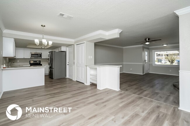 Building Photo - 5520 Bay Blvd