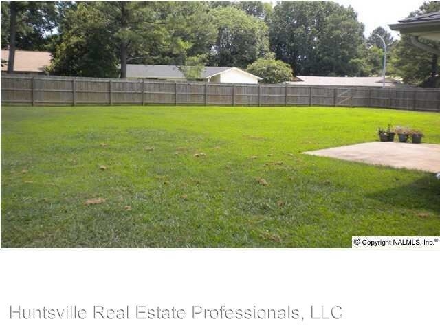 Building Photo - 3 br, 2 bath House - 2002 Tupelo Dr. SE