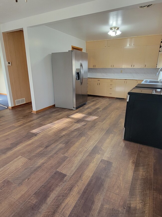 Foto del edificio - 4453 E Cedar Rd