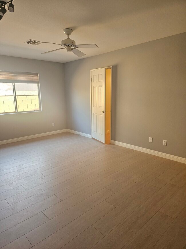 Building Photo - 43930 Milan Ct