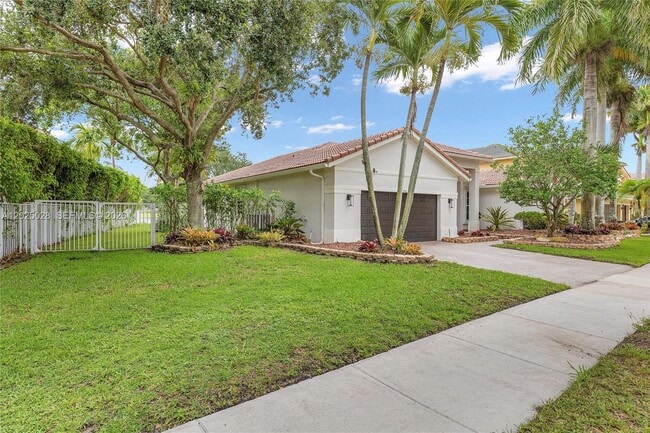 Building Photo - 950 Marina Dr
