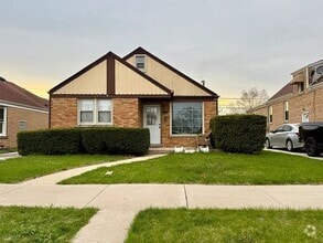 Building Photo - 1720 N 17th Ave