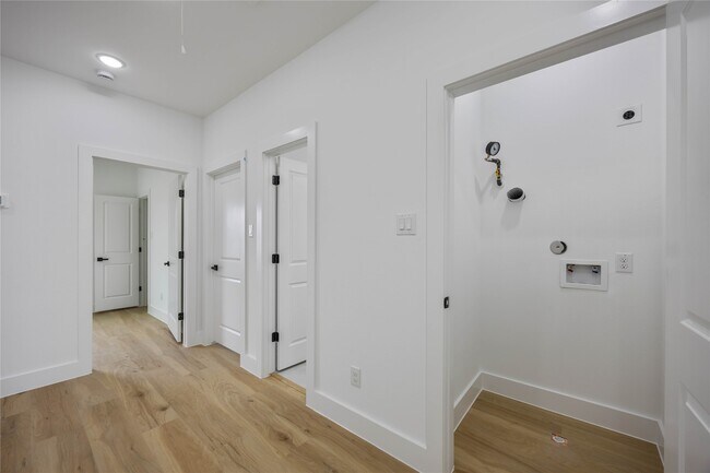 Foto del edificio - 4804 Carmen St