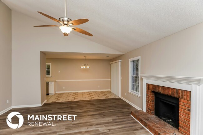 Foto del edificio - 2528 Country Lake Cir