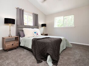 Building Photo - 2526 Glen Springs Way