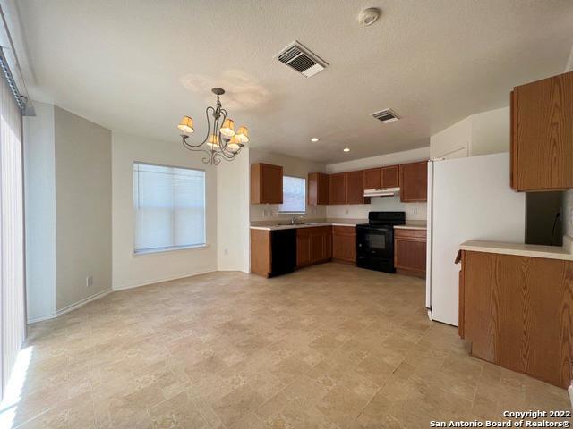 Building Photo - 5 Palomar Hills