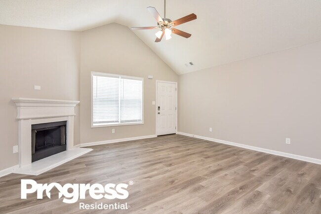 Foto del edificio - 6578 Chestnut Oaks Ridge