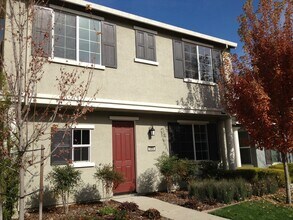 Building Photo - 5998 Camden Cir