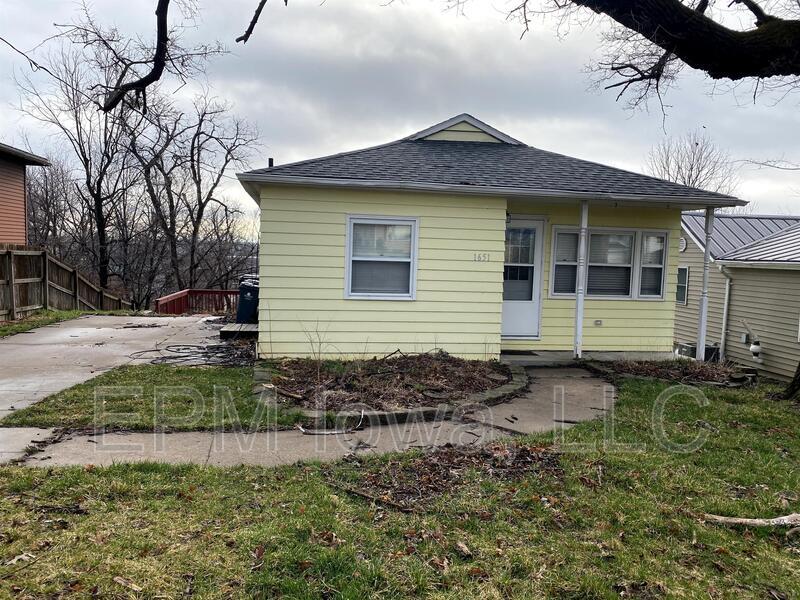 1651 13th St NW, Cedar Rapids, IA 52405 House Rental in Cedar Rapids