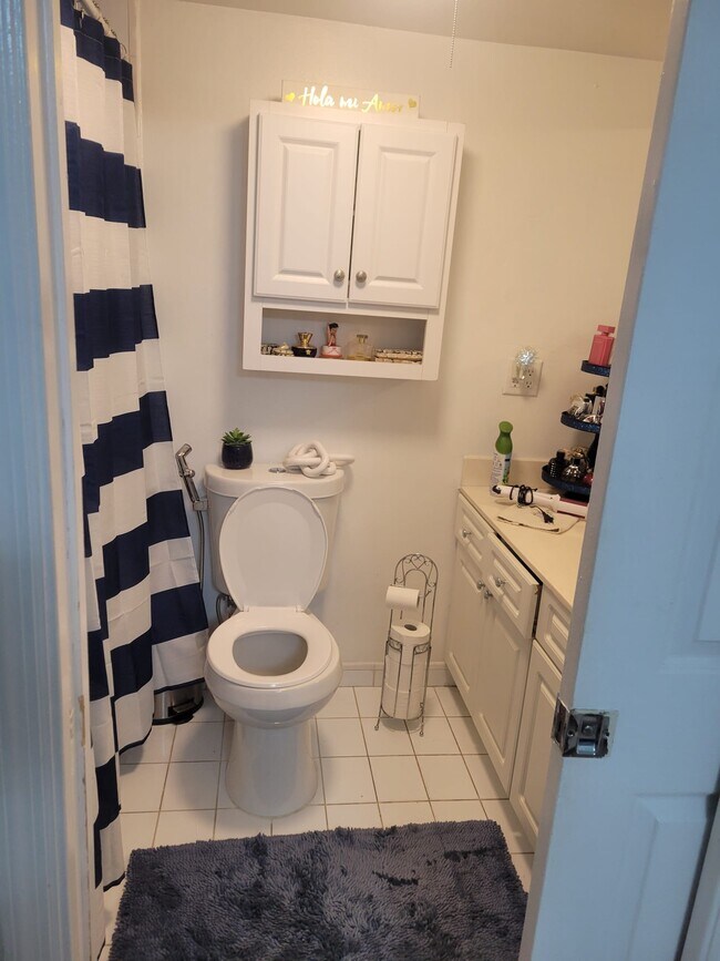 Foto del edificio - 5810 W 18th Ln