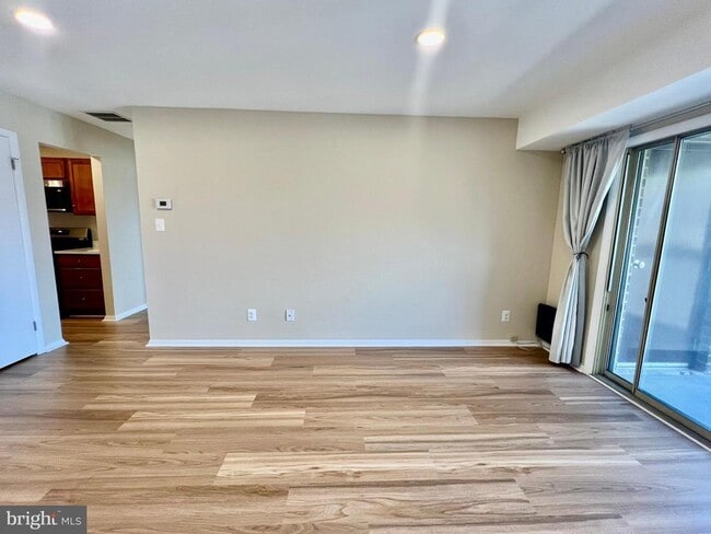 Building Photo - 7901 Badenloch Way