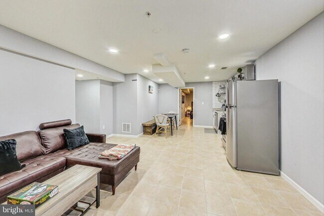 Foto del edificio - 3102 Hillside Ave