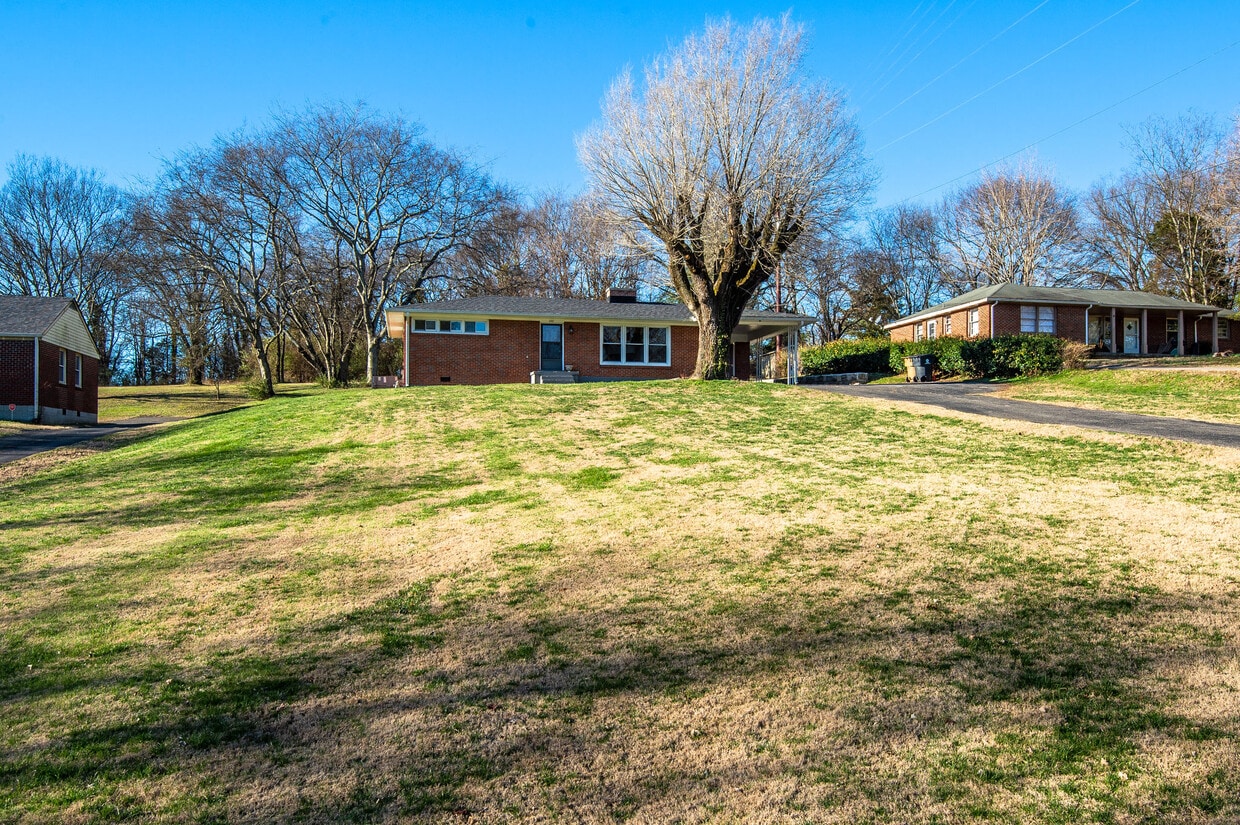 222 Moss Trail, Goodlettsville, TN 37072 House Rental in