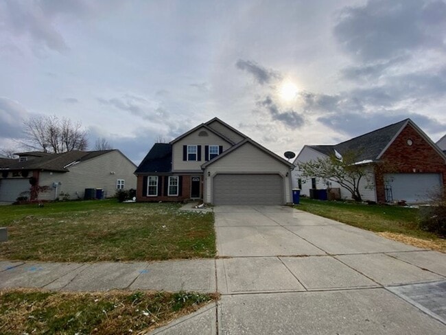 Building Photo - Charming 4 Bedroom Home in Watson Farms!