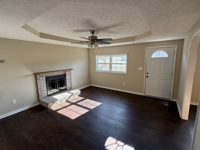 Foto del edificio - 9688 Leitchfield Rd