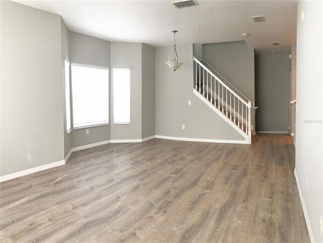 Foto del edificio - 2586 Grand Central Pkwy