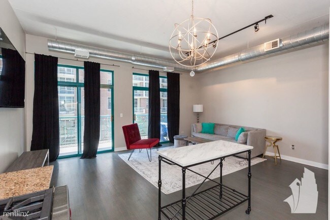Foto del edificio - 912 W Madison St