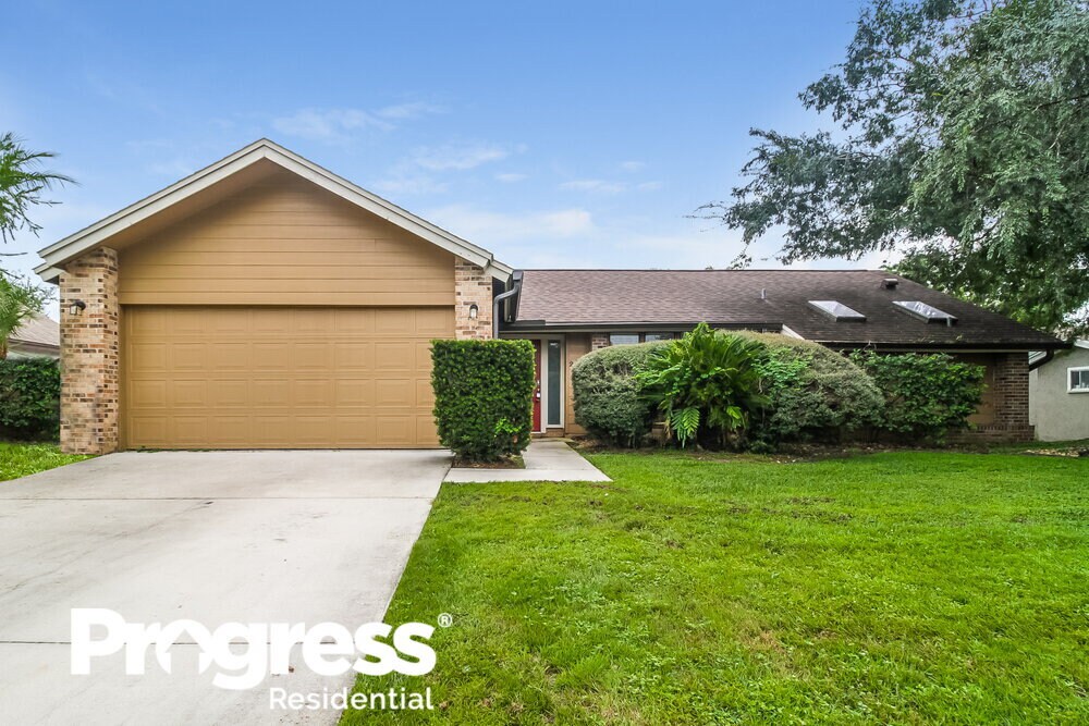 Primary Photo - 235 S Shadow Bay Dr