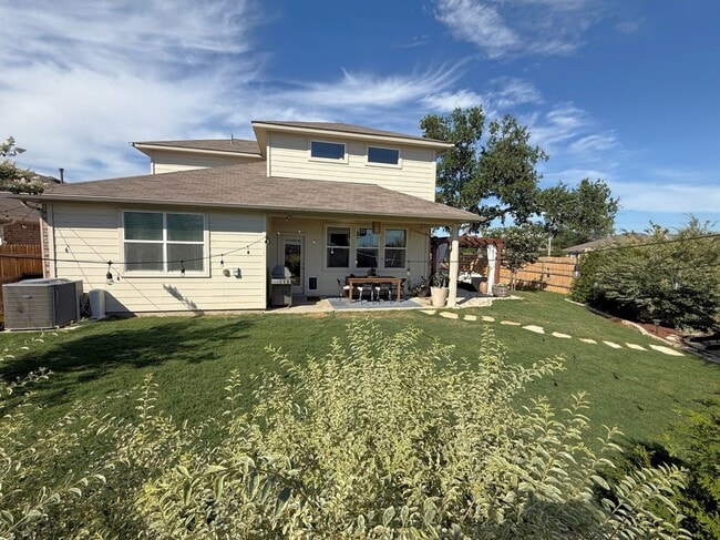 Building Photo - 148 Callado Cir