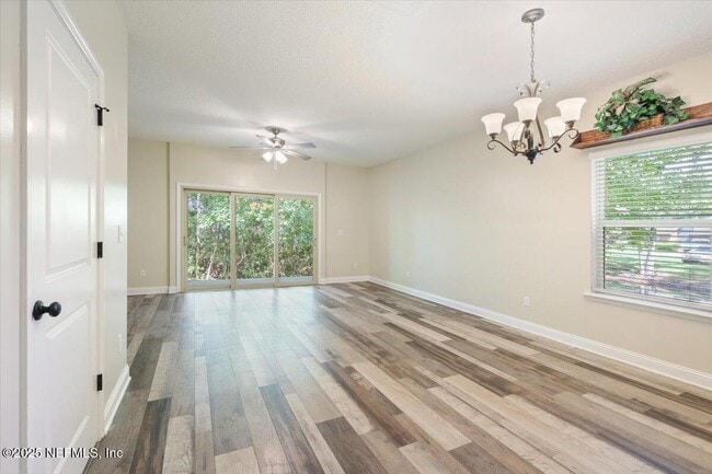 Foto del edificio - 4182 QUIET CREEK Loop