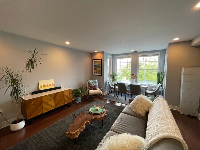 Living Room / Dining Area overlooking park - 1618 11th St NW